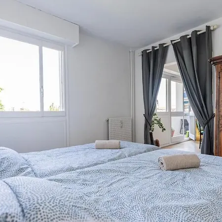 Appart' La Rochelle, Parking & Terrasse, 4 Pers דירה *