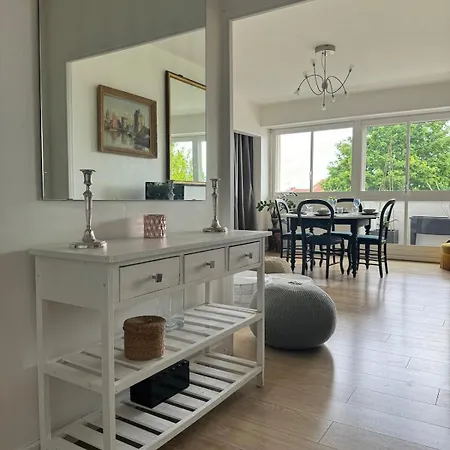 Appart' La Rochelle, Parking & Terrasse, 4 Pers דירה *