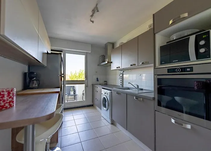 Appart' La Rochelle, Parking & Terrasse, 4 Pers *