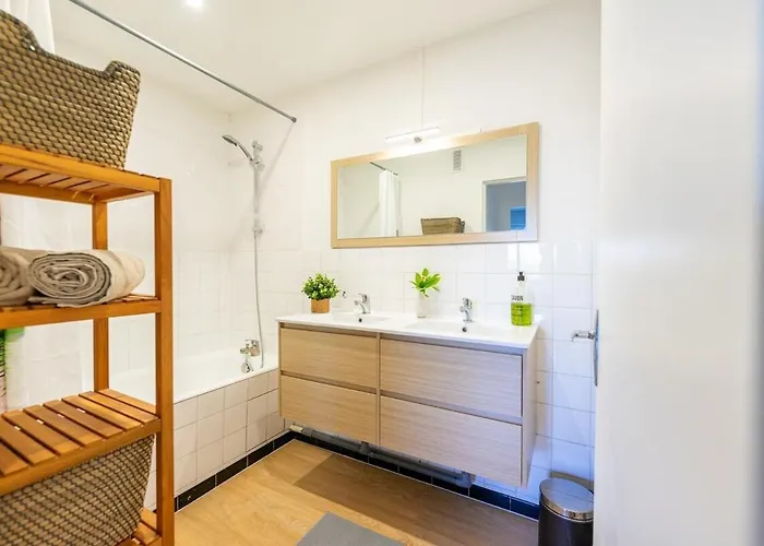 Appart' La Rochelle, Parking & Terrasse, 4 Pers Apartamento