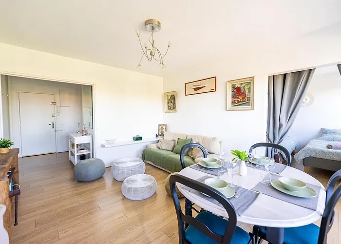 Apartamento Appart' La Rochelle, Parking & Terrasse, 4 Pers