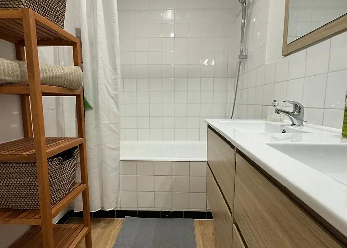 Apartamento Appart' La Rochelle, Parking & Terrasse, 4 Pers La Rochelle (Charente-Maritime)