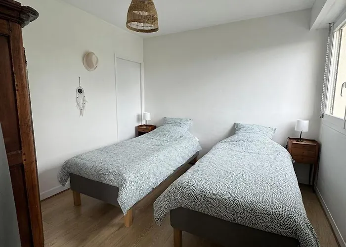 Apartamento Appart' La Rochelle, Parking & Terrasse, 4 Pers